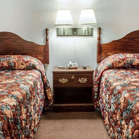 Econo Lodge Frackville Buitenkant foto